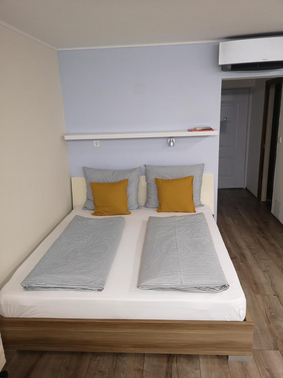 Tapolca Apartman Apartment Luaran gambar